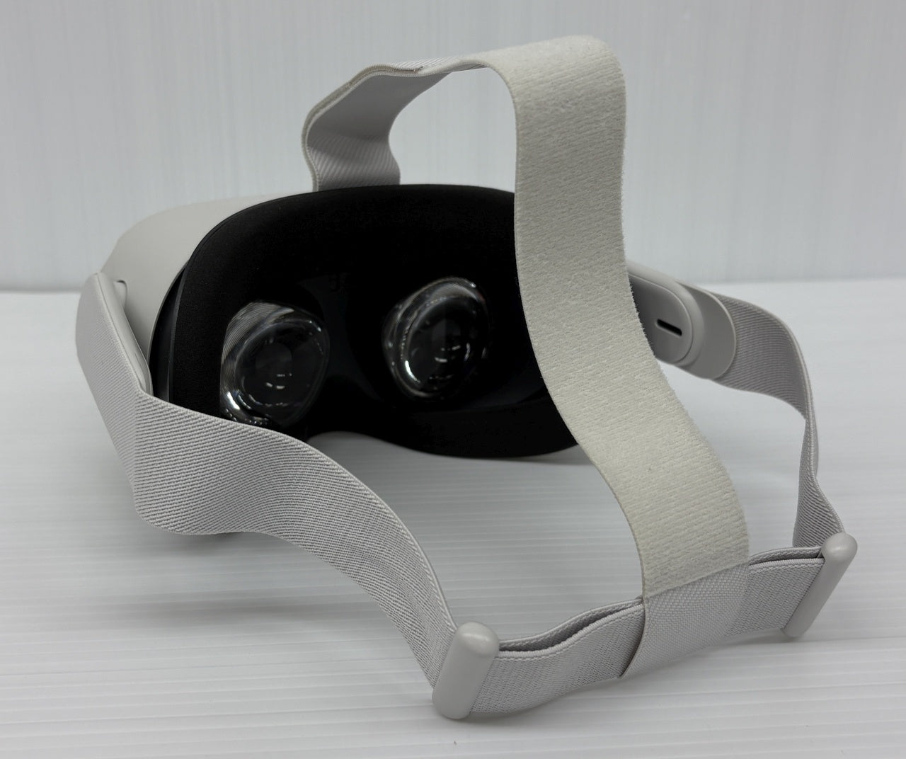 送料無料 oculus VRヘッドセット QUEST2 128GB KW49CM囗T巛