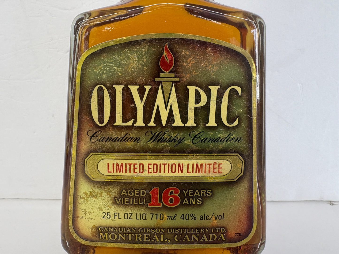 GIBSON Olympic 16年 LIMITED EDITION ウイスキー 710ml Canadian Whisky シリアル入 古酒 ベロア袋付 替栓付 未開封