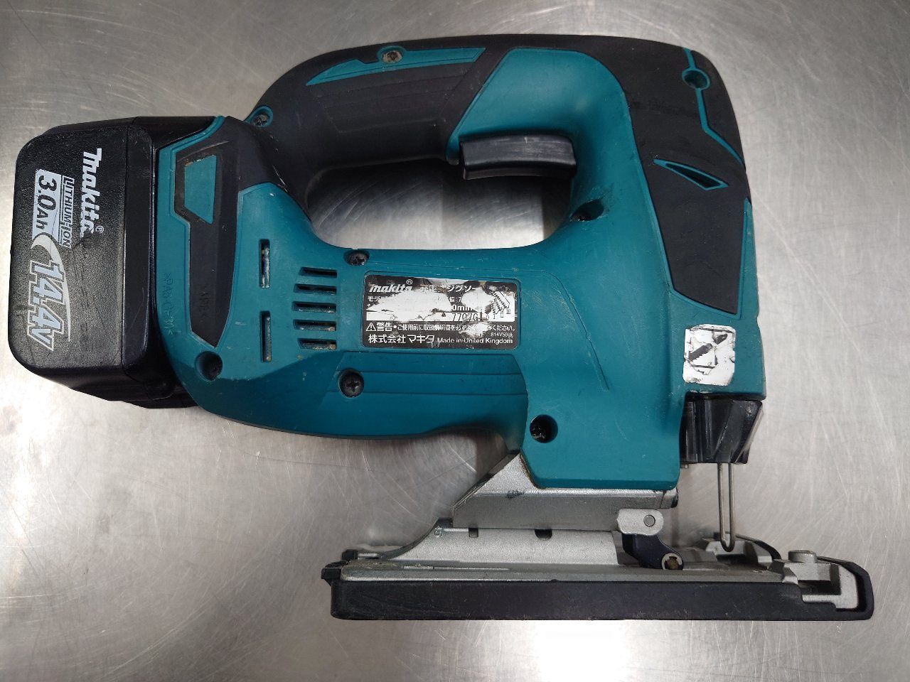 マキタ　Makita　14.4V充電式ジグソー　JV142DZK　中古動作品　囗T巛