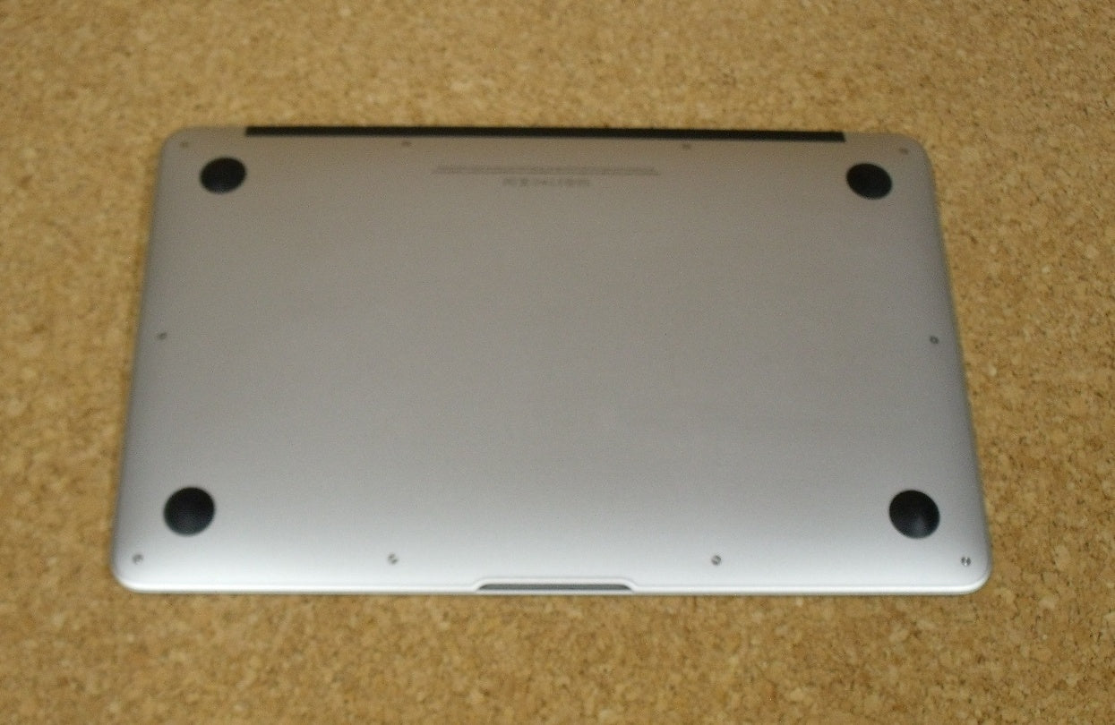 Apple MacBook Air 11-inch Mid 2012 Core i5/SSD128GB/4GB囗T巛