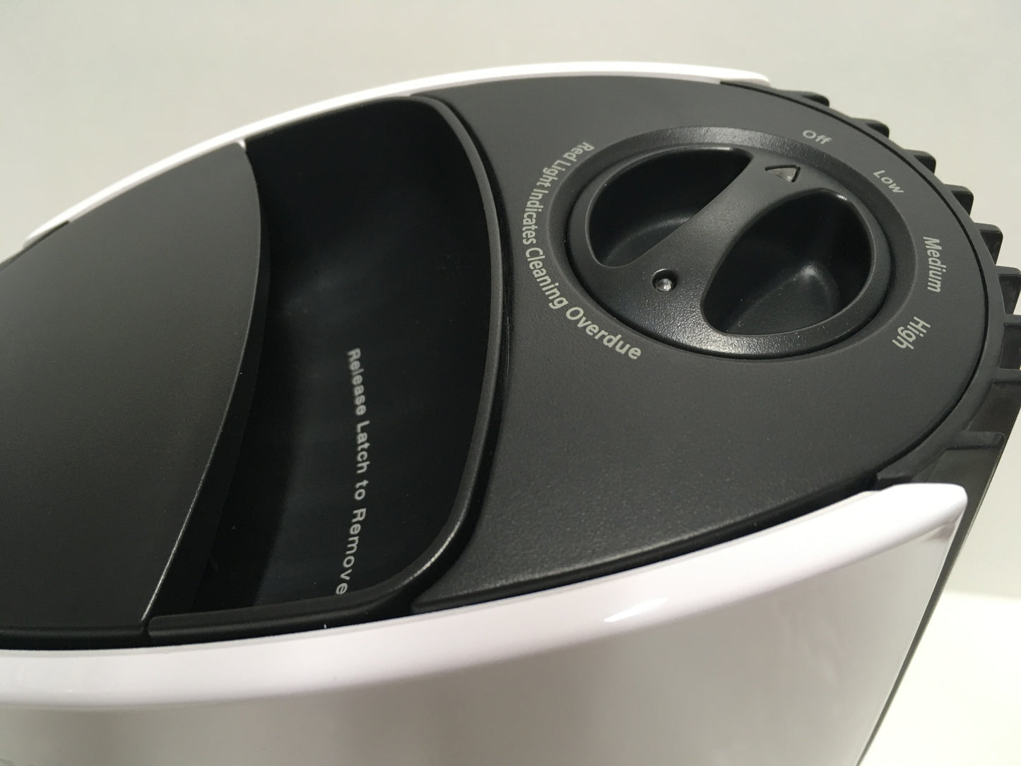 ※送料無料※ THE SHARPER IMAGE 空気清浄機 イオニックブリーズ MIDI IU853PWH 未使用相当 囗G