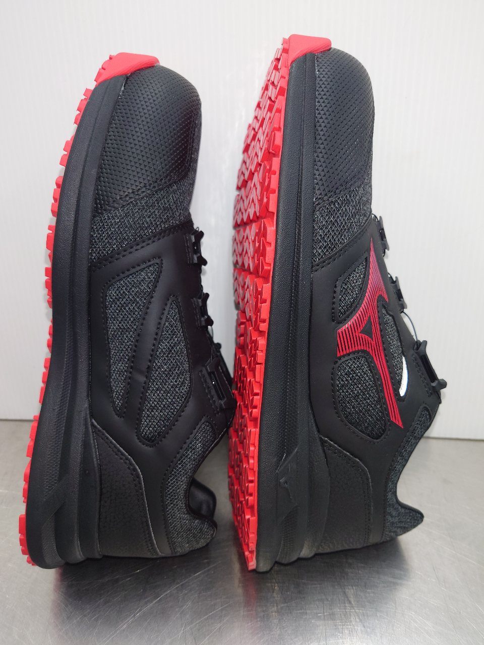 ミズノ　mizuno　BOAプロアクティブスニーカー　F1GA220209　サイズ26.5　囗T巛