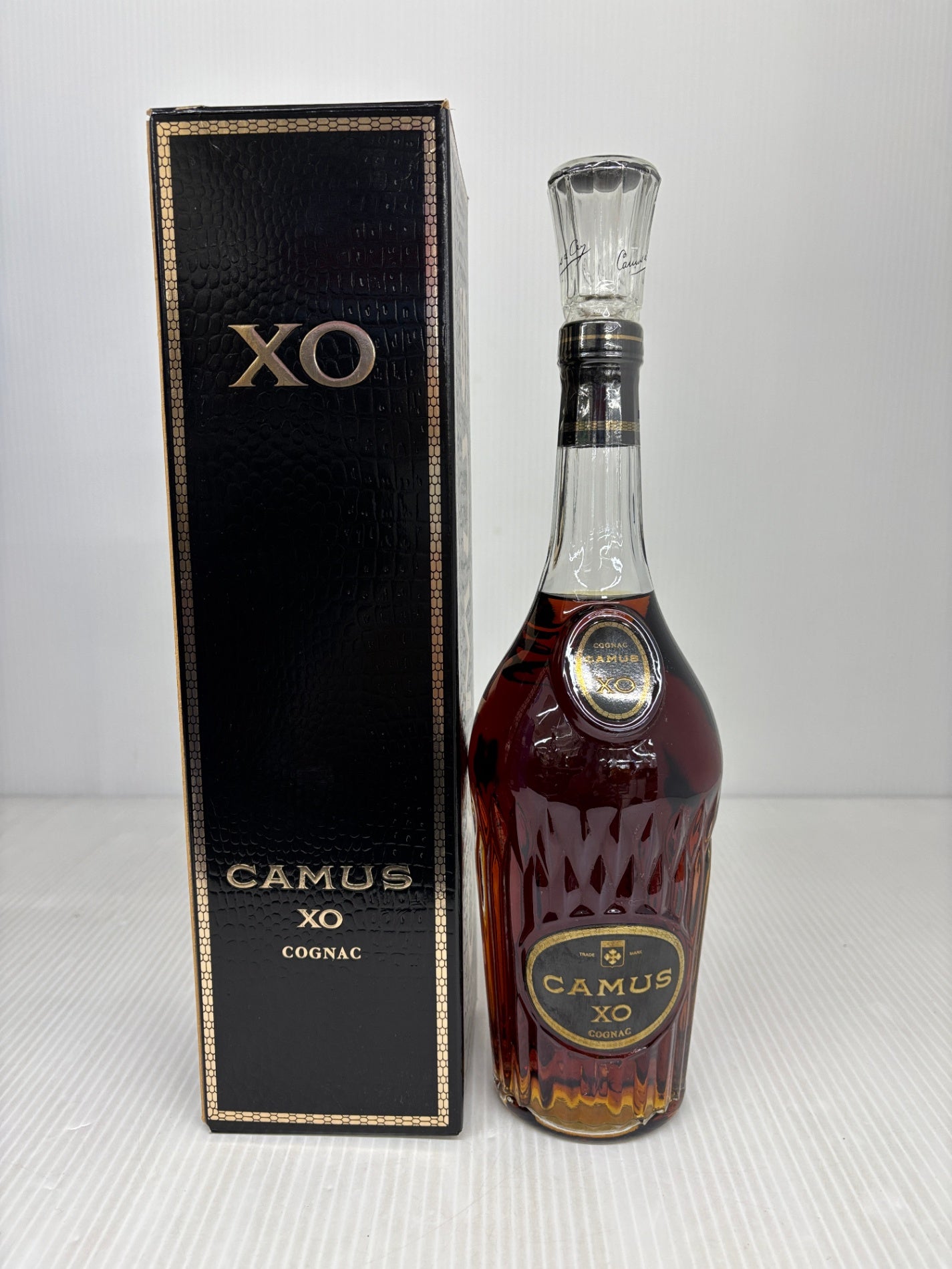 CAMUS XO COGNAC カミュ コニャック ロングネック 700ml