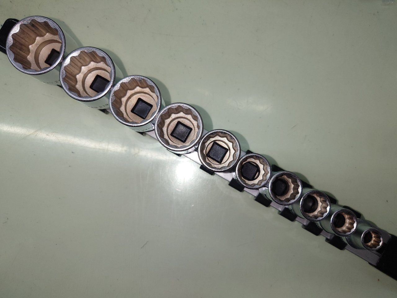 トネ　TONE　ラチェットハンドル・ソケットセット　9.5sq(3/8)　RH33K・HS310　囗T巛