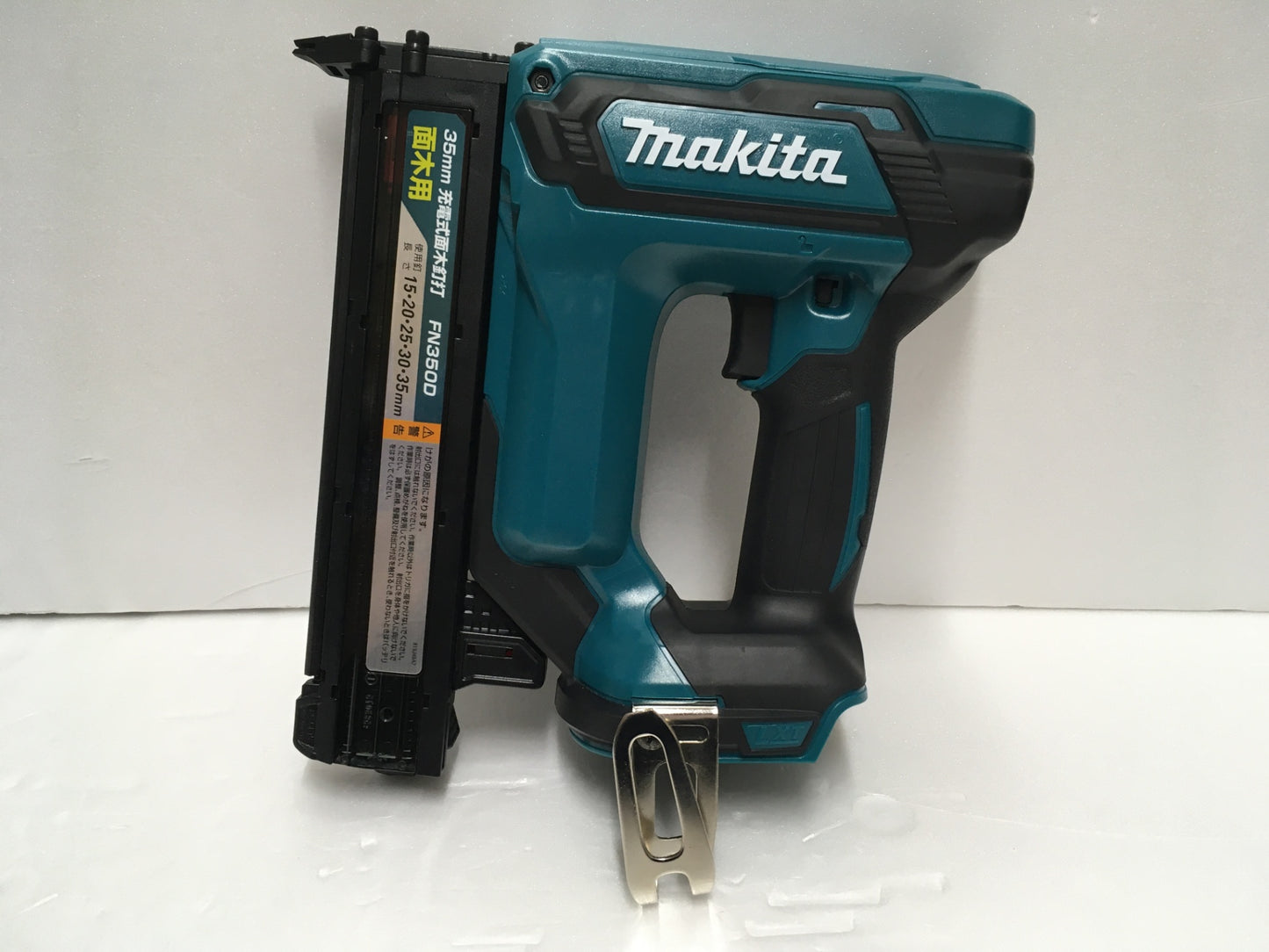 ※送料無料※ マキタ makita 35mm 充電式面木釘打 FN350DZK 本体のみ 未使用品 囗G