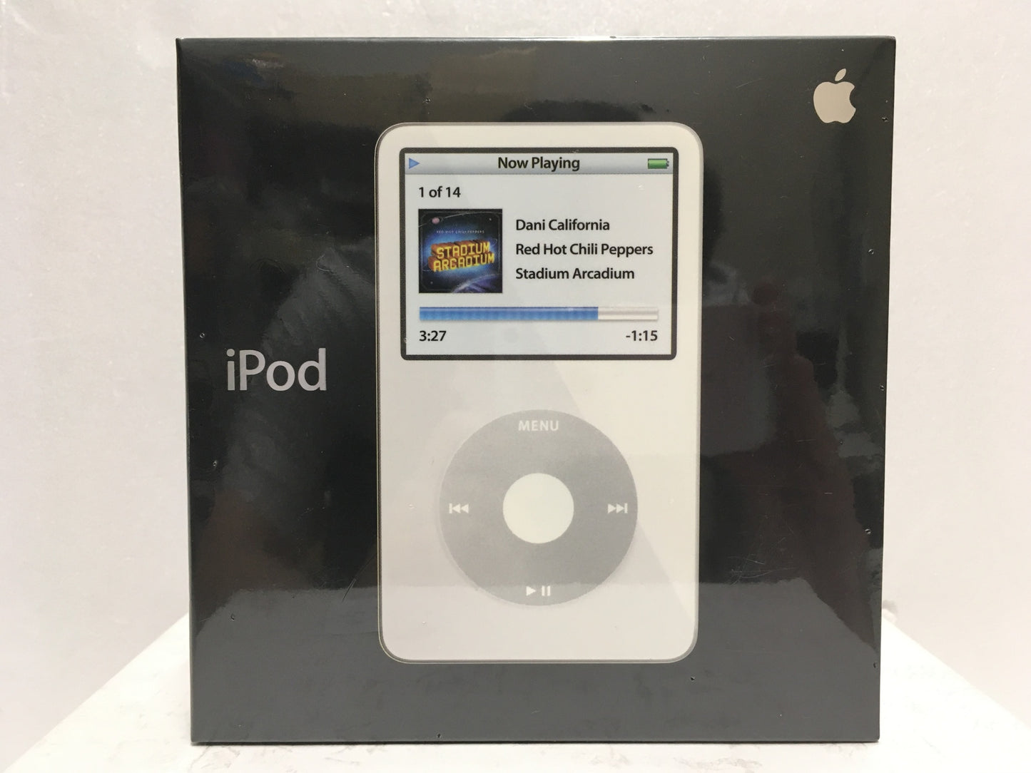 ※送料無料※ Apple iPod 第5世代 30GB ホワイト MA444J/A 長期保管 未開封 囗G