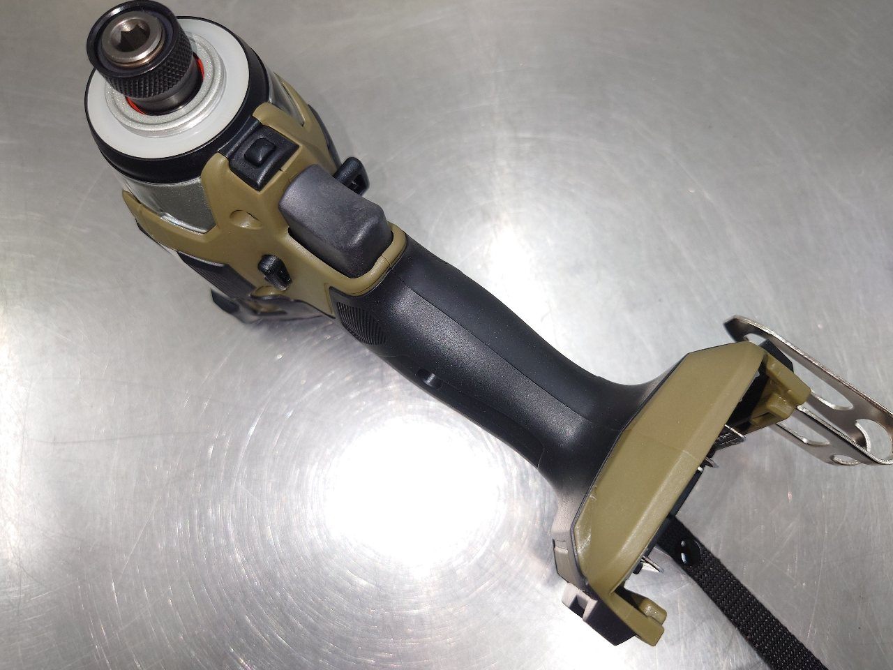 Makita　マキタ　18V充電式インパクトドライバーセット(オリーブ)　TD173DRGXO　囗T巛