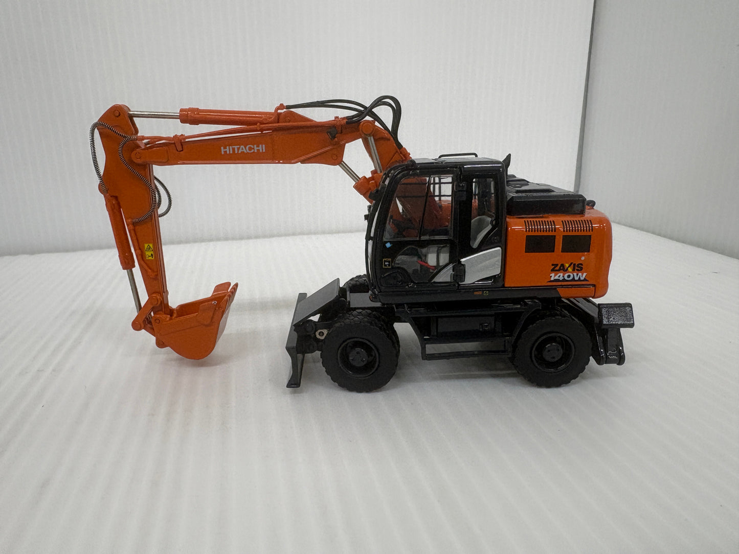 HITACHI ZX140W-6 ZAXIS140W 1/50 日立建機 ホイール式油圧ショベル ダイキャストモデル 箱付 建機ミニカー