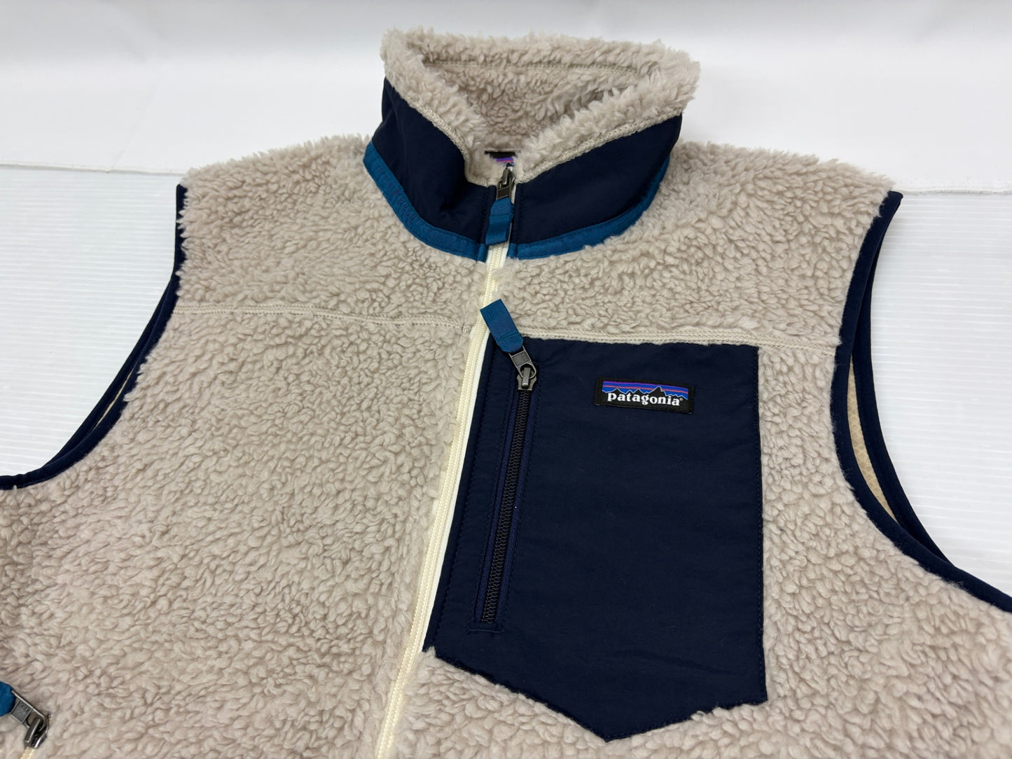 パタゴニア クラシック レトロX フリースベスト 23048 Patagonia サイズM