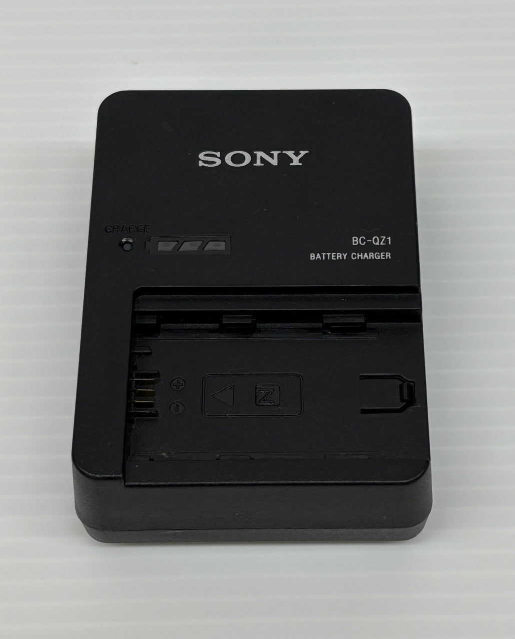 送料無料 ジャンク扱い SONY バッテリーチャージャー BC-QZ1囗T巛