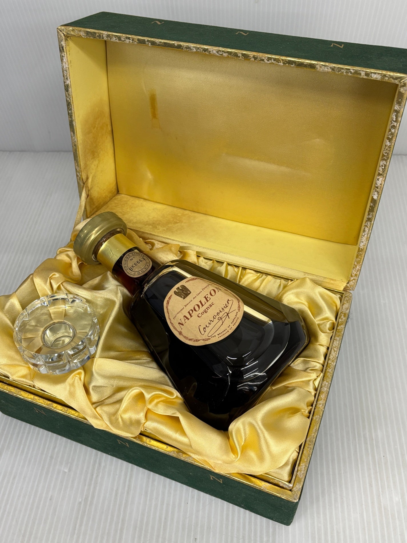 COURVOISIER Napoleon Baccarat crystal decanter クルボアジェ ナポレオン バカラボトル コニャック ブランデー 替栓あり