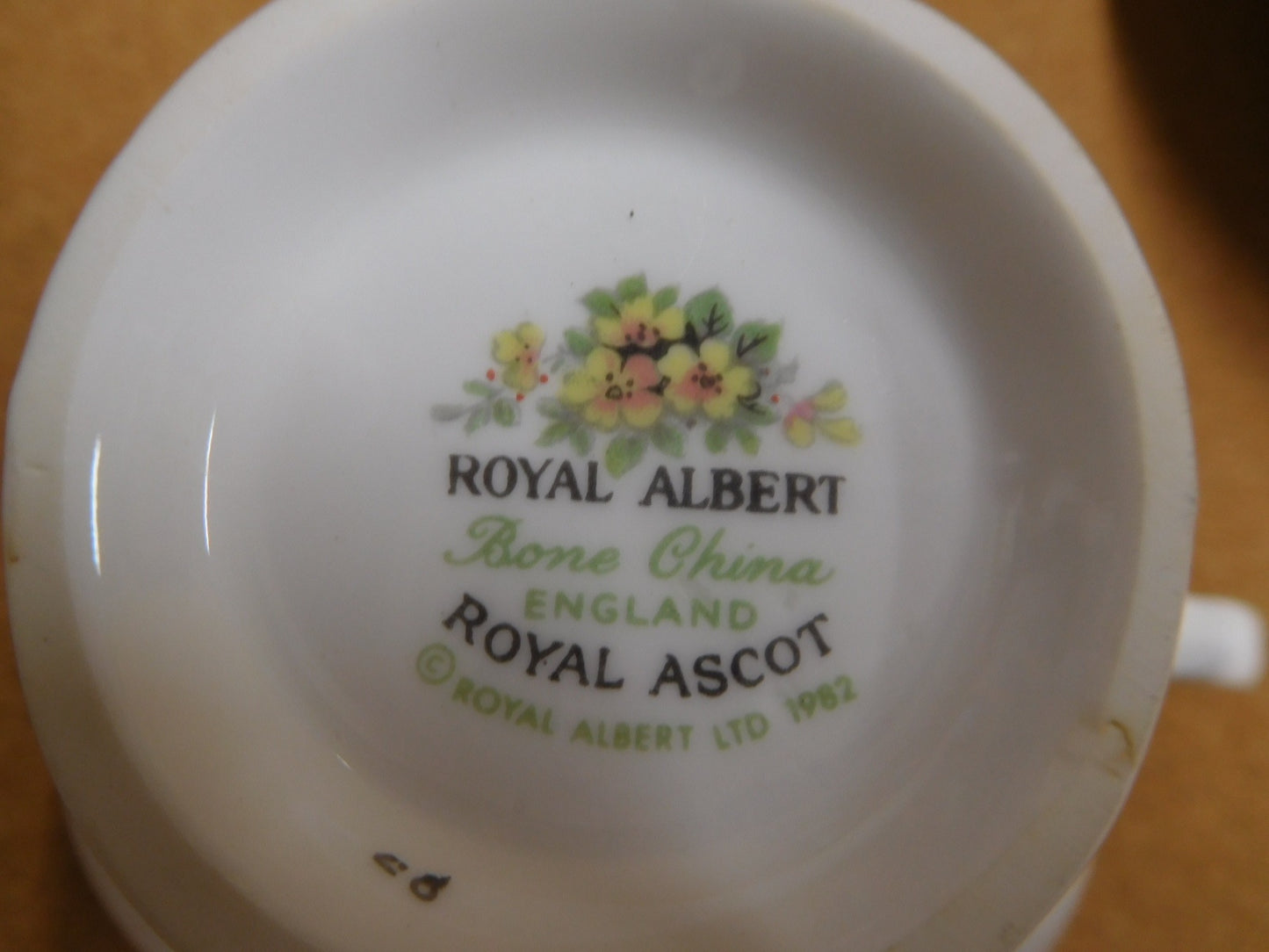 ROYAL ALBERT ティーカップ＆ソーサー揃囗T巛