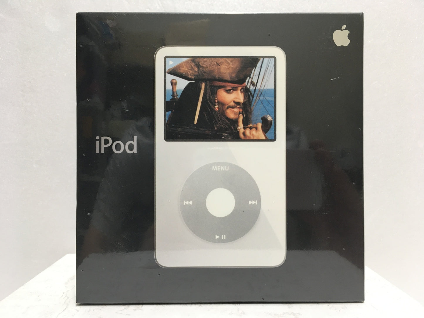 ※送料無料※ Apple iPod 第5世代 30GB ホワイト MA444J/A 長期保管 未開封 囗G