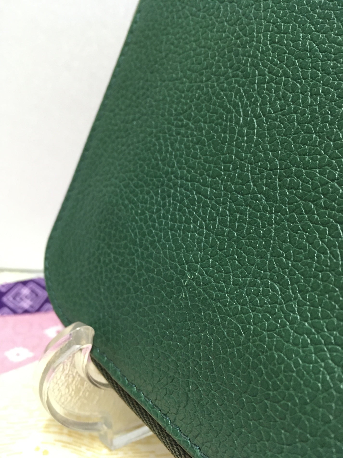 ※送料無料※ IL BISONTE イルビゾンテ 長財布 ラウンドファスナー グリーン 中古 囗G