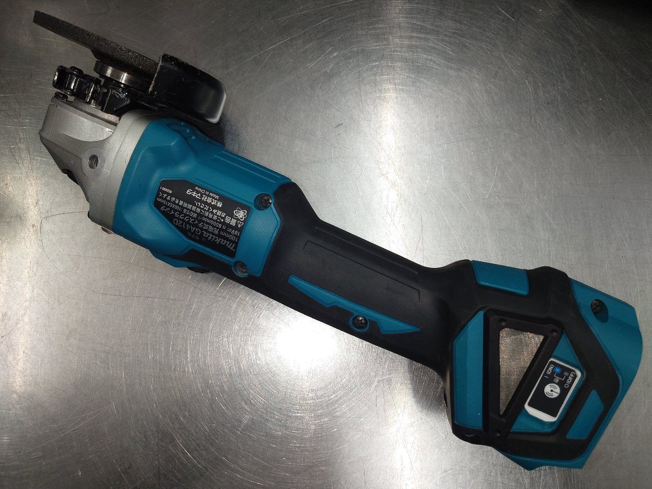マキタ　Makita　100mm充電式ディスクグラインダ　GA412DZ　囗T巛