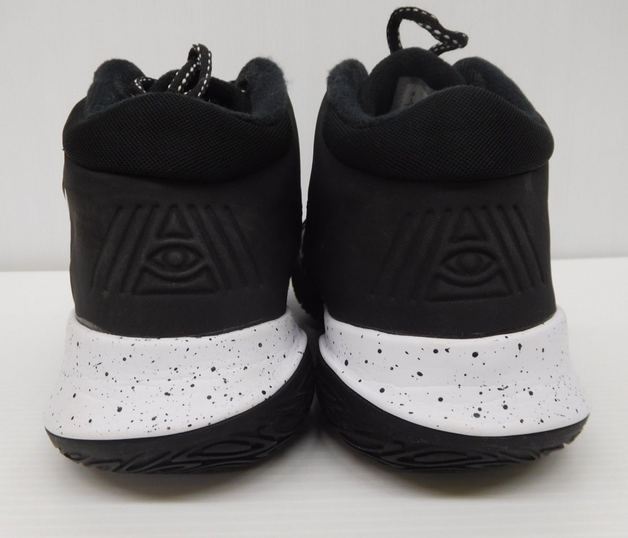 NIKE ナイキ Kyrie Flytrap 4 カイリー フライトラップ 4 CT1973-001 size:26cm囗T巛