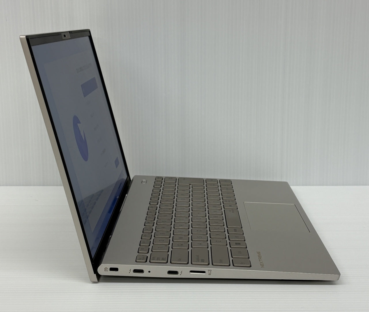 送料無料 NEC Windows11 ノートパソコン LAVIE NEXTREME Carbon XC550 PC-XC550DAG囗T巛