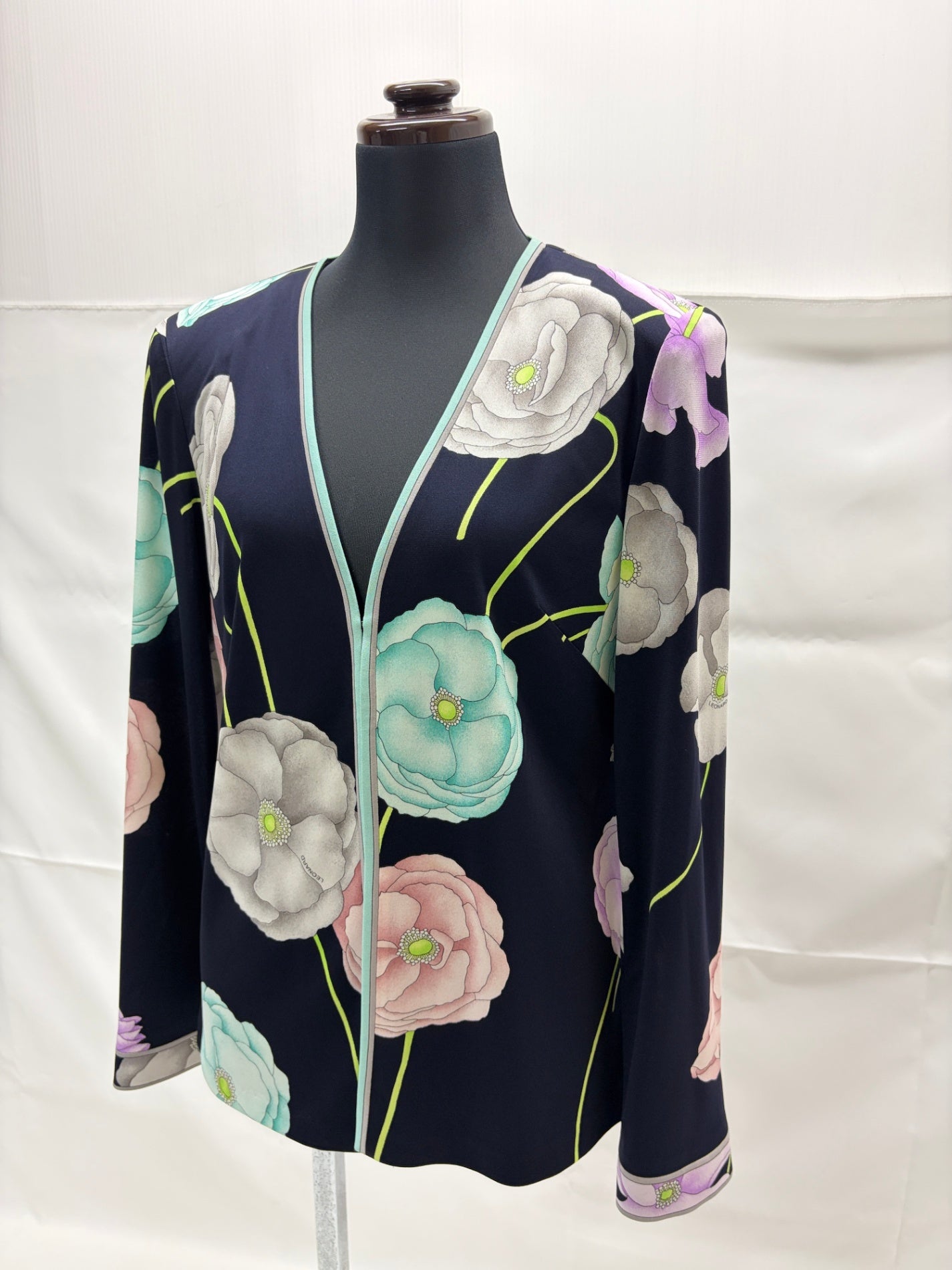 レオナール ファッション ノーカラー ジャケット ストレッチ サイズM LEONARD FASHION