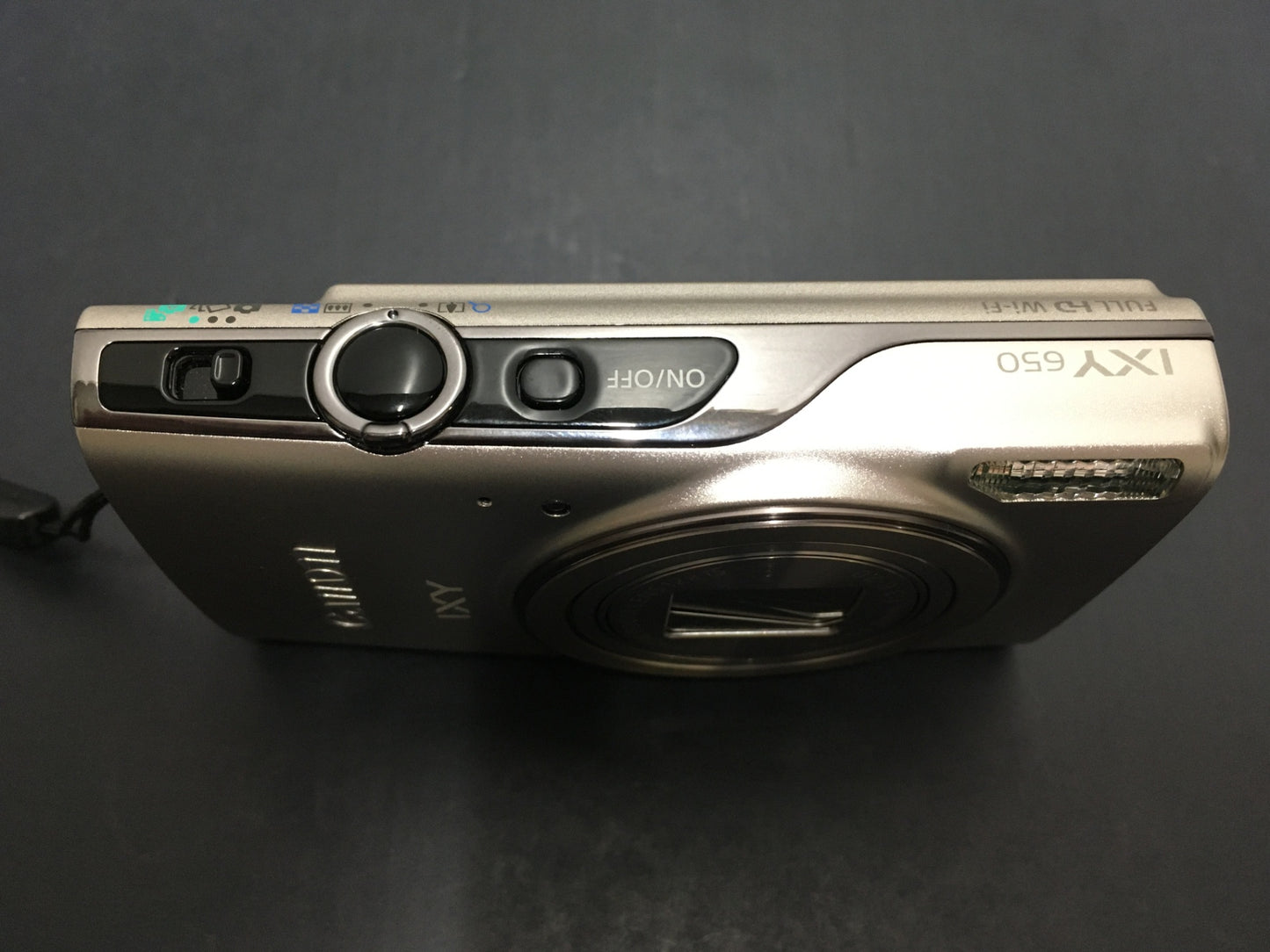 ※送料無料※ CANON IXY650 コンパクトデジタルカメラ 通電確認済み ジャンク品 囗G