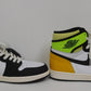 NIKE AIR JORDAN 1 RETRO HIGH ナイキ エアジョーダン 1 レトロ ハイ OG 555088-118  ホワイト ブラック size:28.5cm 中古囗T巛