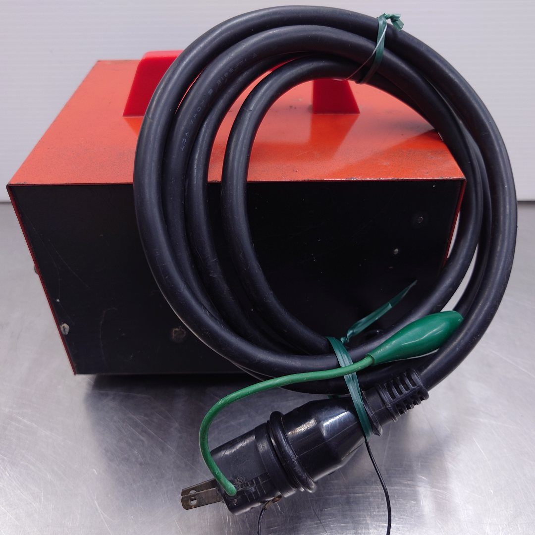 マキタ　Makita　単相85V昇圧器　A-05979　囗T巛