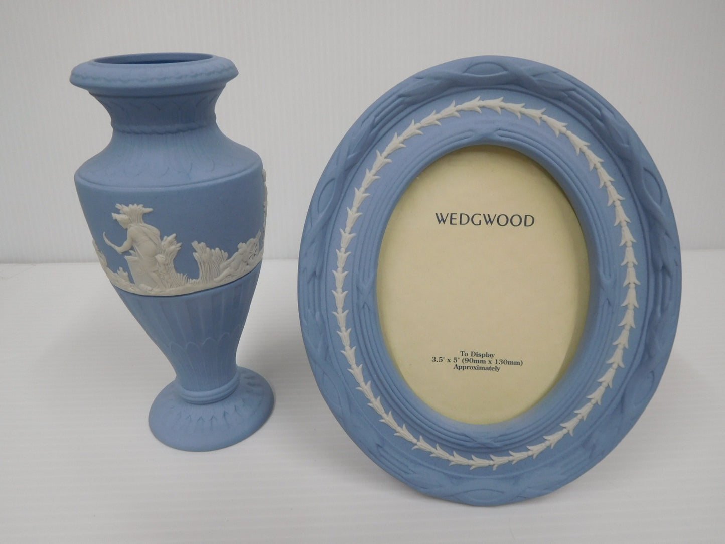 送料無料 WEDGWOOD ジャスパー 花瓶 フォトフレーム 囗T巛