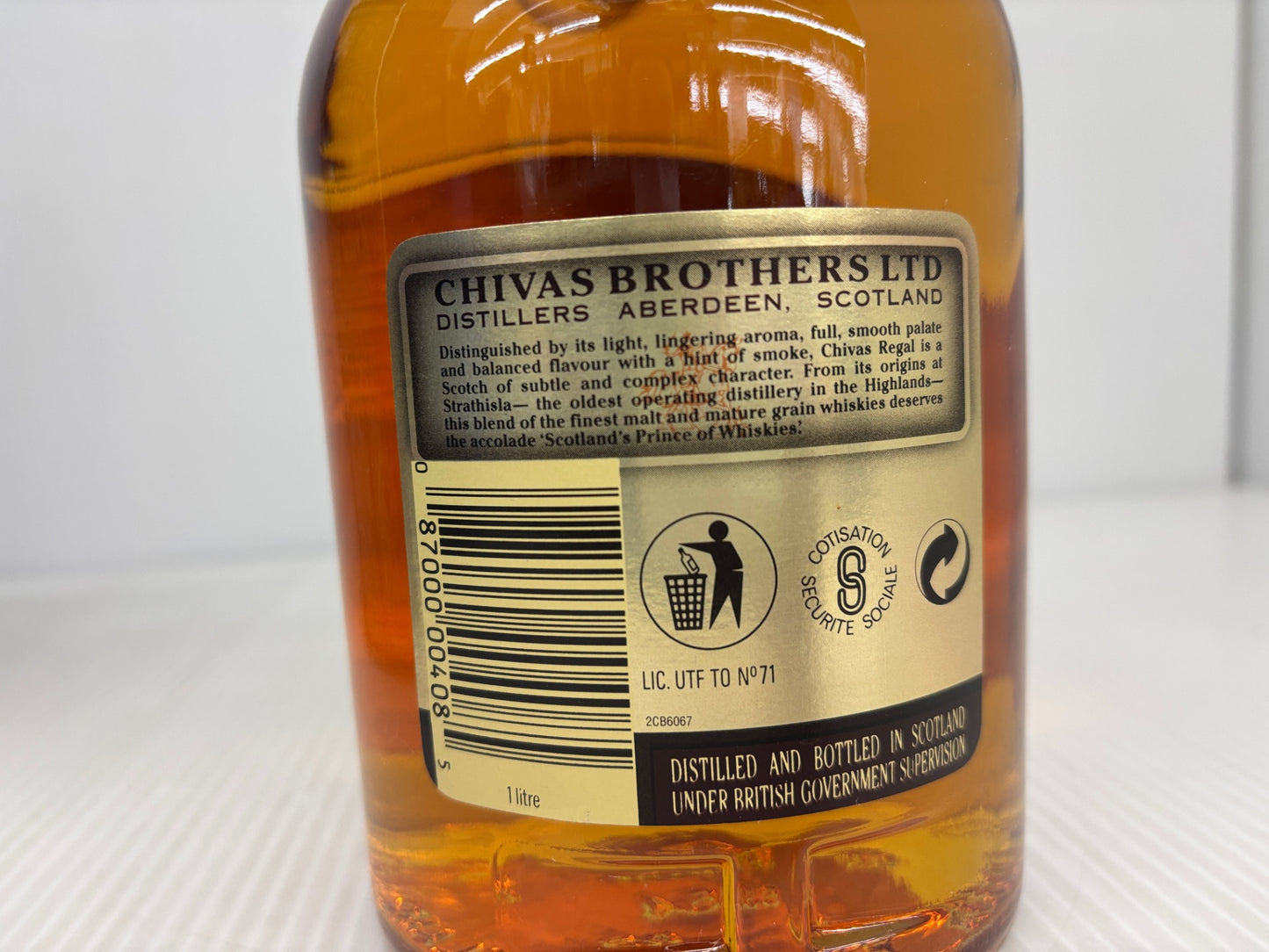 CHIVAS REGAL BLENDED SCOTCH WHISKY AGED 12YEARS シーバスリーガル 12年 ブレンデッドスコッチ 1000ml