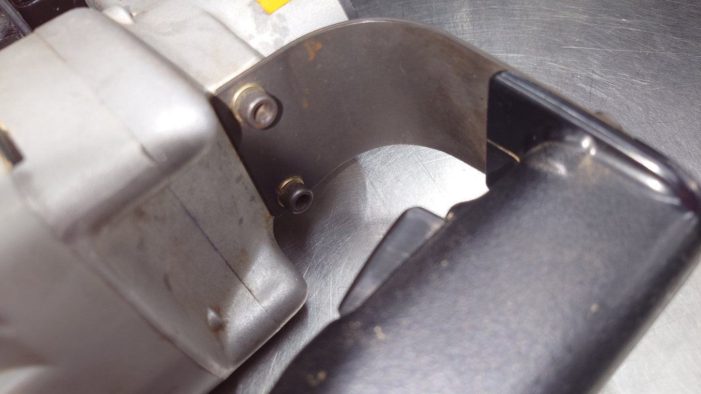 マキタ　Makita　電動ハンマ　HM0811　刃先付き　囗T巛