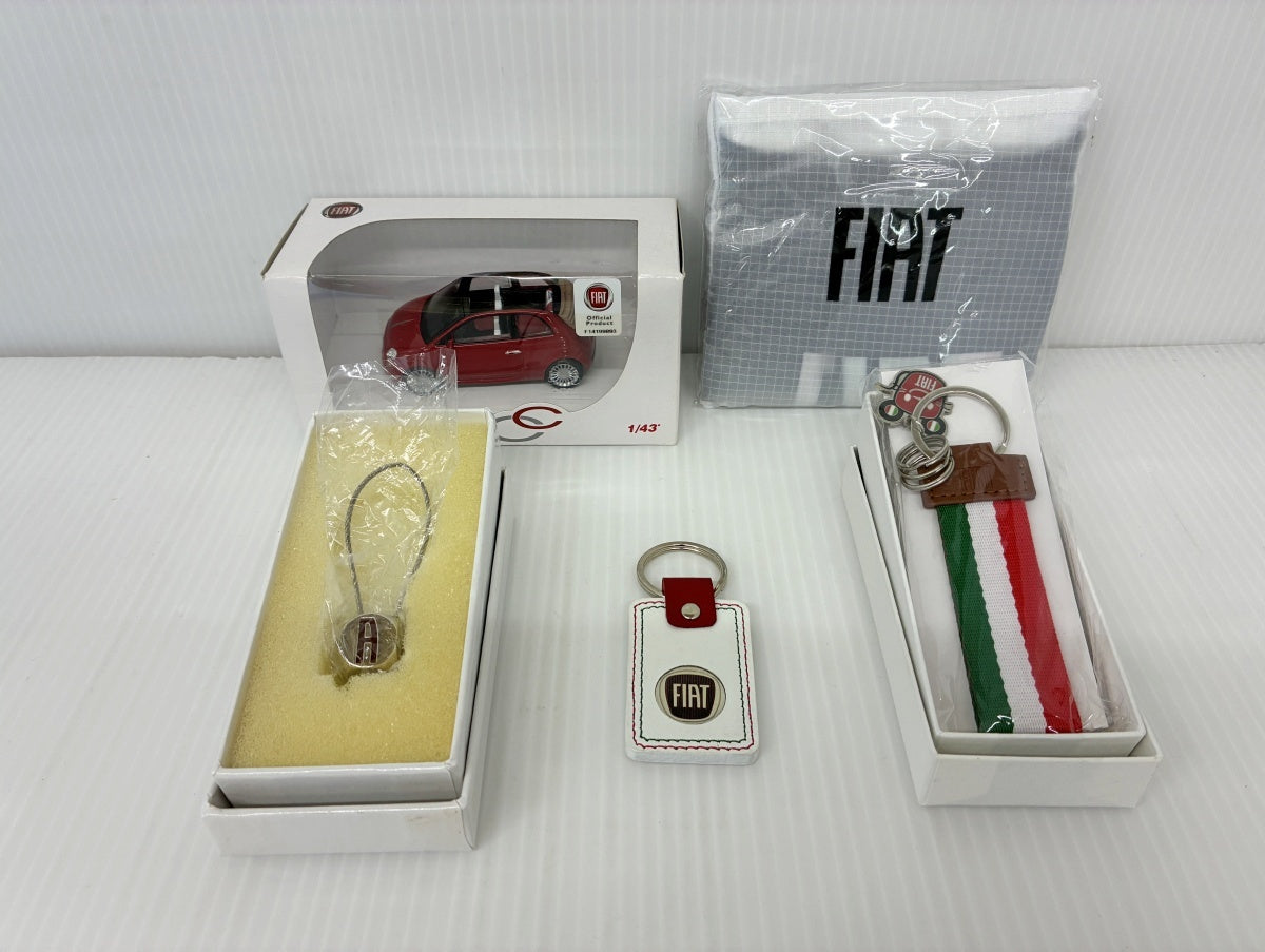 FIAT 500C ノベルティ ミニカーセット