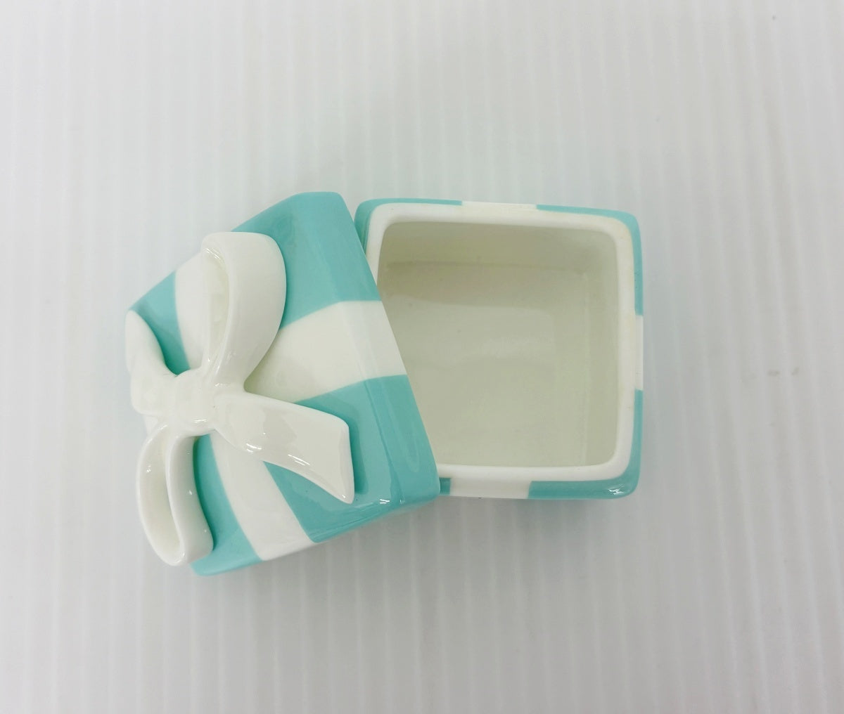 TIFFANY＆CO. ミニブルーボウボックス