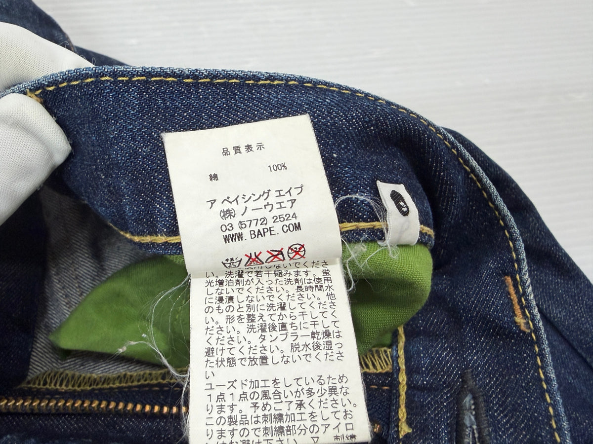 A BATHING APE エイプ デニム パンツ Mサイズ 猿王冠 刺繍
