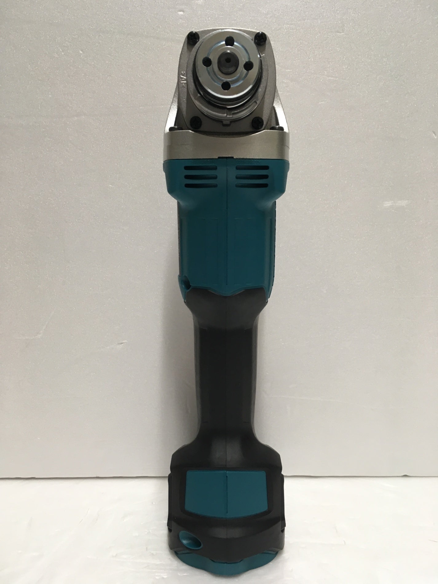 ※送料無料※ マキタ makita 100mm 充電式ディスクグラインダ GA404DZN 未使用相当 美品 囗G