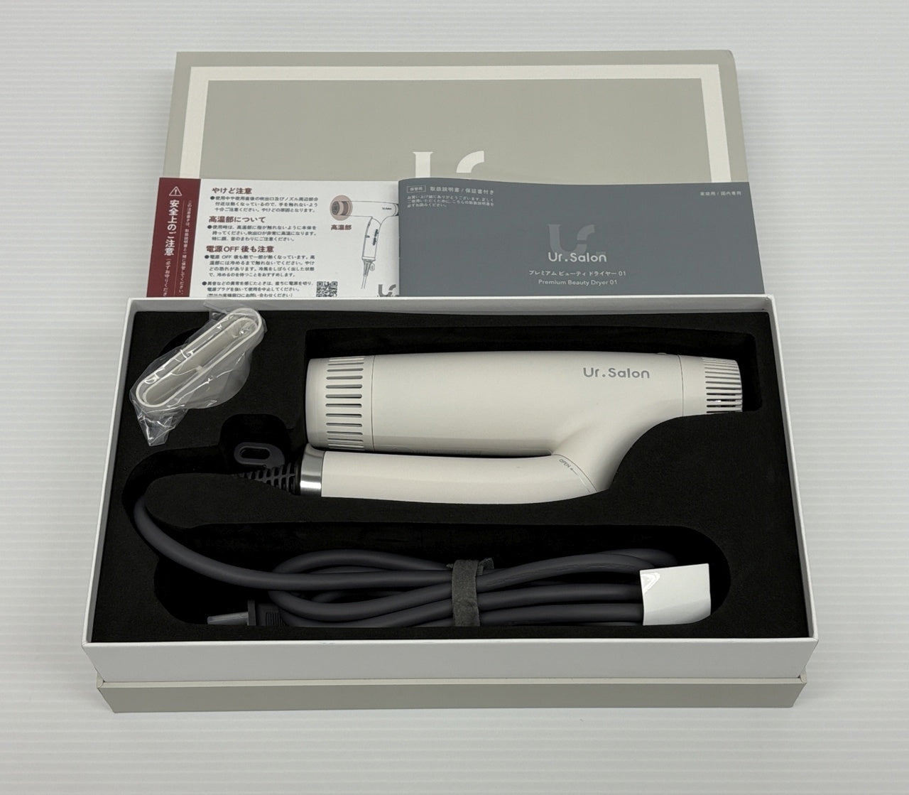 送料無料 Ur.Salon プレミアムビューティドライヤー01 UR-PBD-WH-WP01囗T巛
