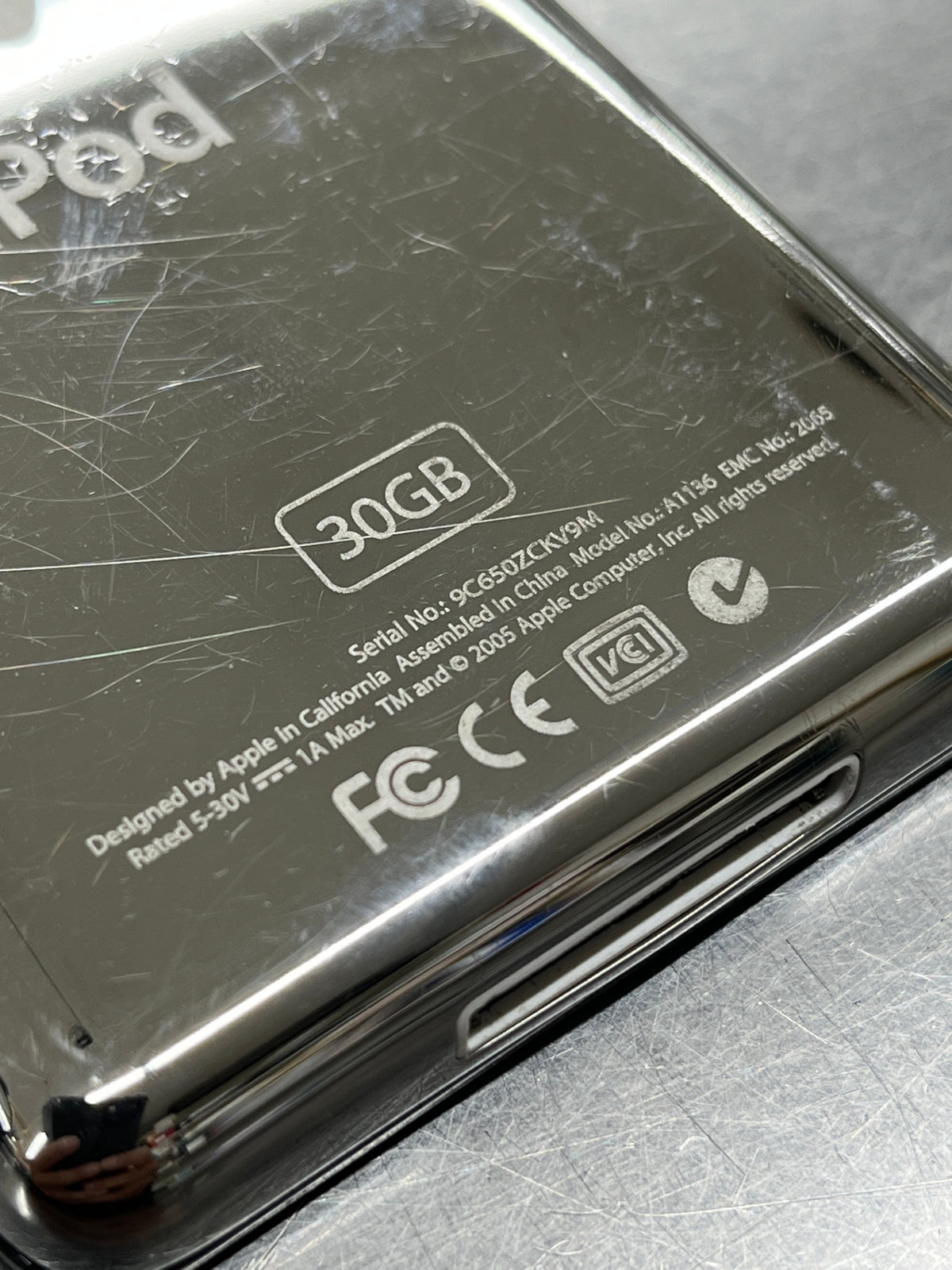 ジャンク Apple アップル A1136 iPod classic 30GB
