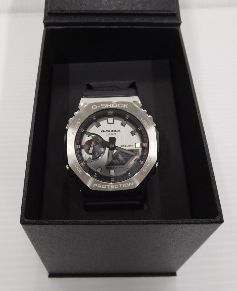 CASIO カシオ G-SHOCK GM-2100-1AJF  箱・説明書あり囗T巛
