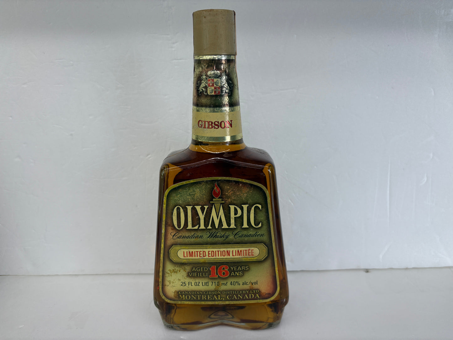 GIBSON Olympic 16年 LIMITED EDITION ウイスキー 710ml Canadian Whisky シリアル入 古酒 ベロア袋付 替栓付 未開封