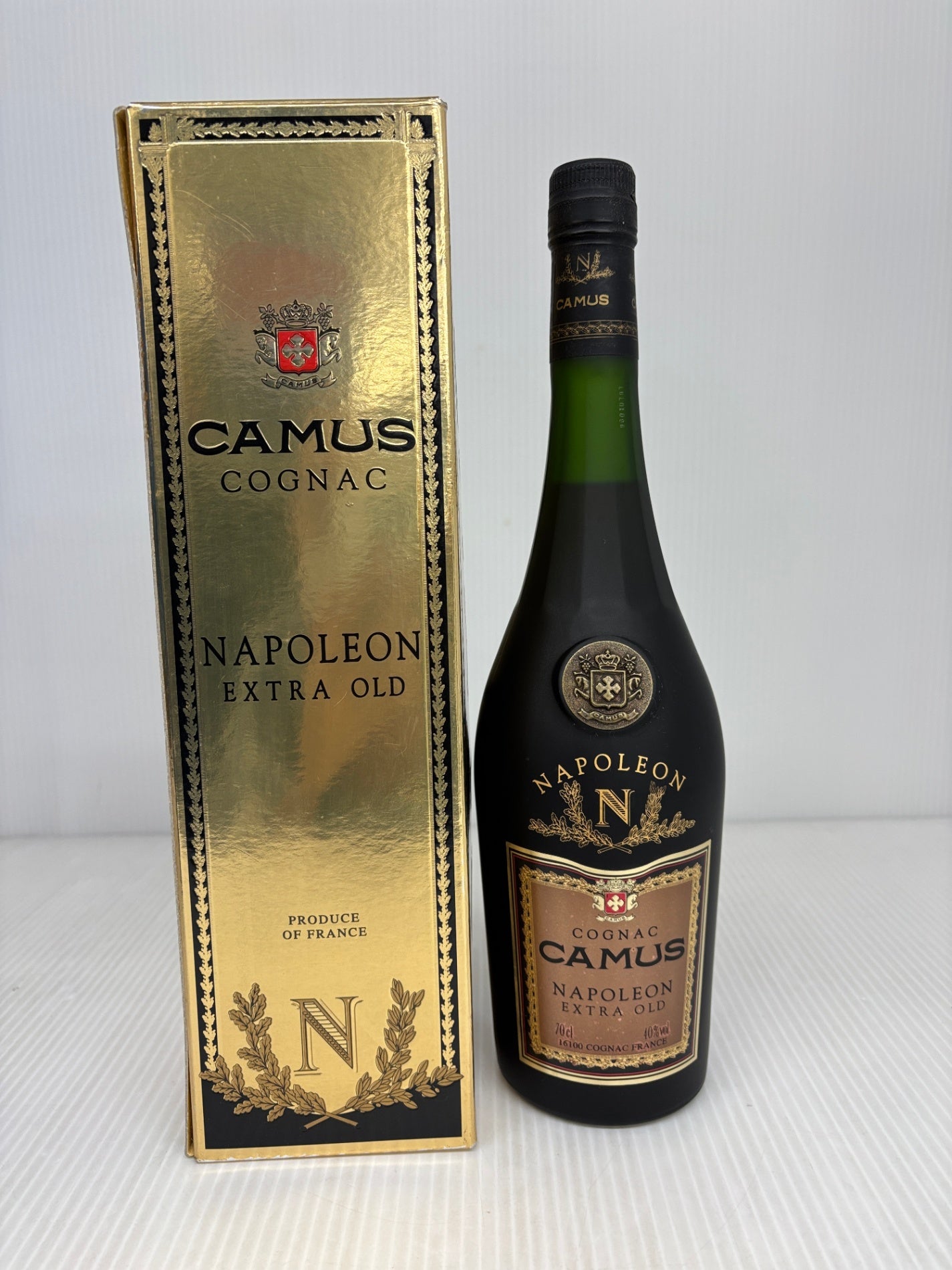CAMUS NAPOLEON EXTRA OLD カミュ ナポレオン エクストラオールド 700ml