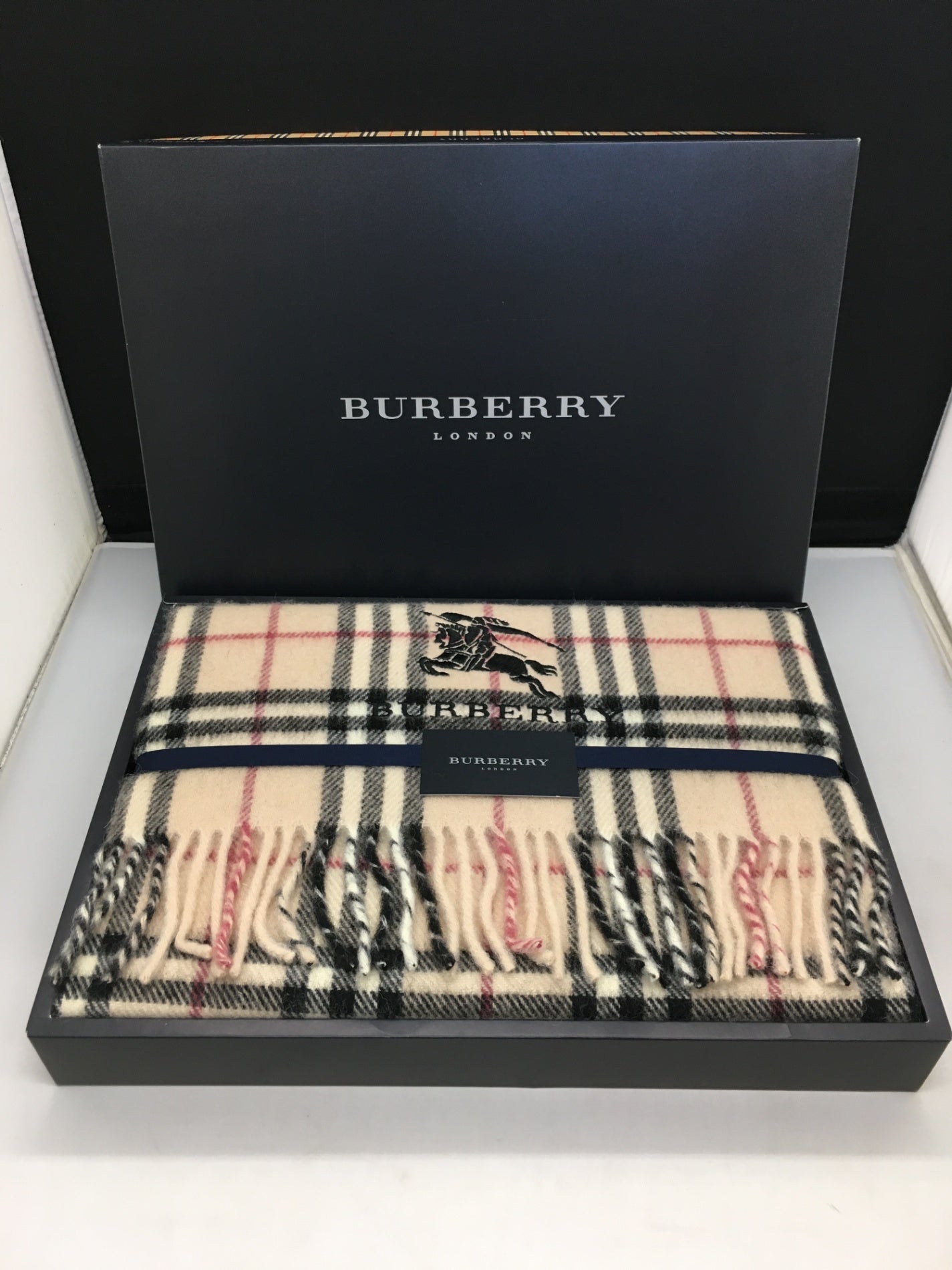 送料無料 BURBERRY バーバリー ひざ掛け 囗K巛