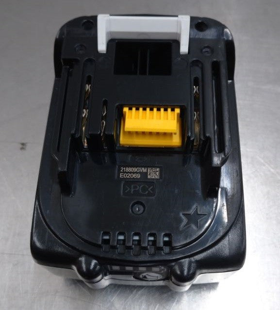 中古品 Makita マキタ 14.4V3.0AhLi-ionバッテリー BL1430B囗T巛