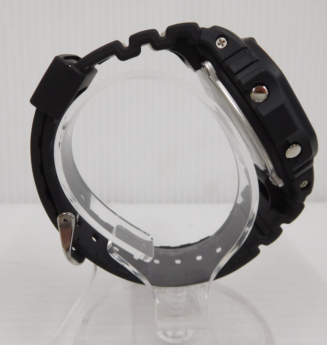 美品！CASIO カシオ G-SHOCK デジタル腕時計 DW-5600UE-1JF 説明書・箱あり囗T巛