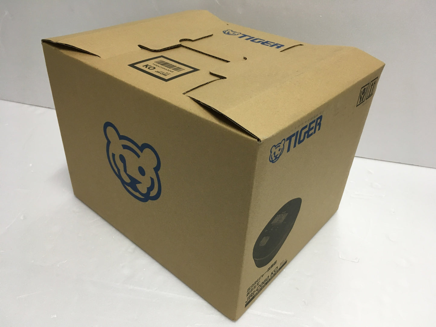 ※送料無料※ TIGER 圧力IHジャー炊飯器 炊きたて JRI-C060 KO オフブラック 3.5合炊き 未使用 囗G