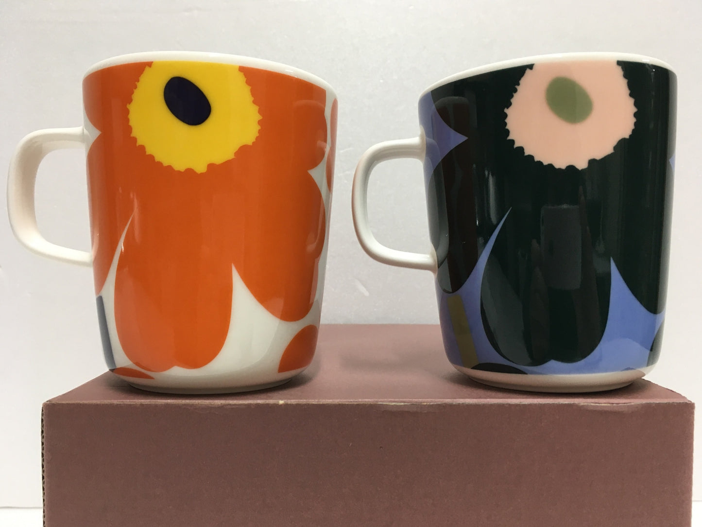 ※送料無料※ marimekko Unikko マリメッコ ウニッコ 60th マグカップ 250ml 2個セット 未使用 囗G
