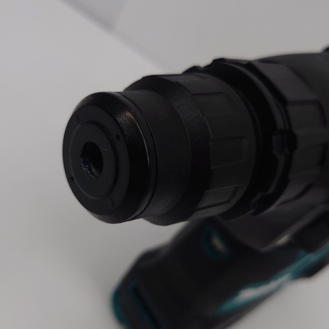 マキタ　Makita　28mm充電式ハンマドリル　HR001GRDX　未使用品　囗T巛