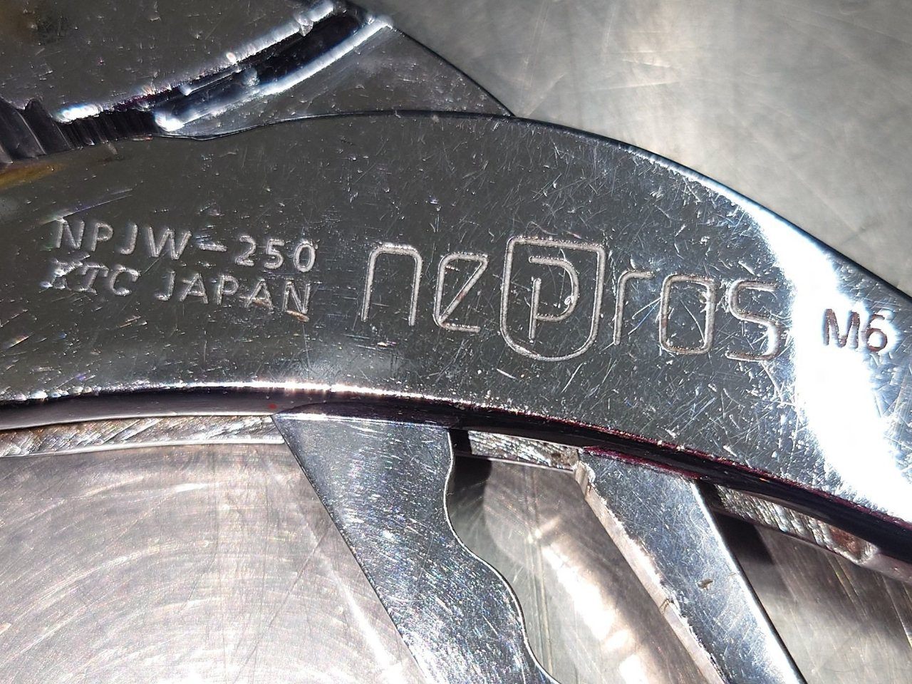 ネプロス　nepros　KTC　ウォーターポンププライヤー　水ポン　NPJW-250　囗T巛