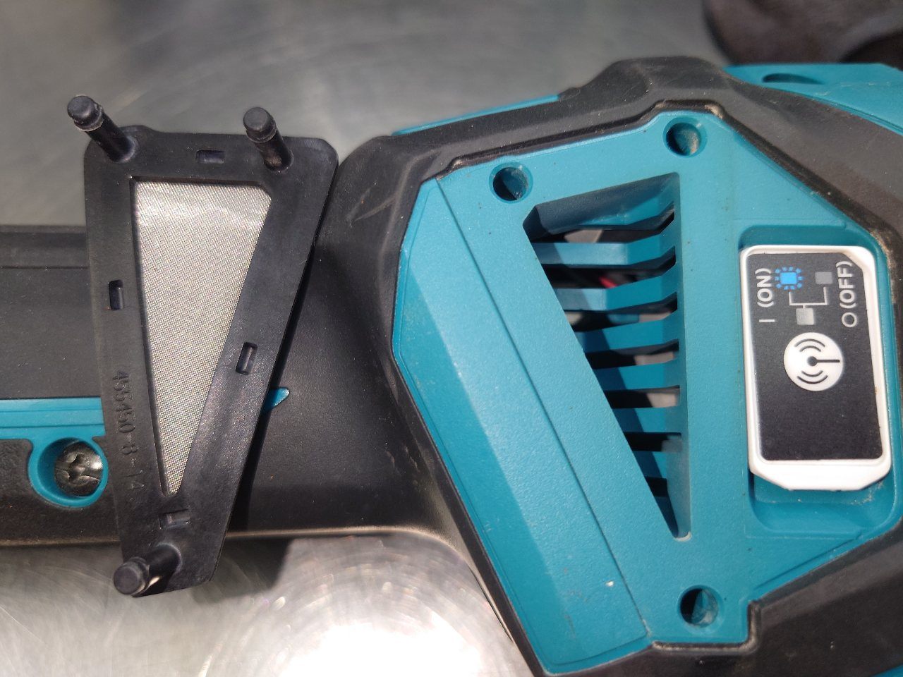 マキタ　Makita　100mm充電式ディスクグラインダ　GA412DZ　囗T巛