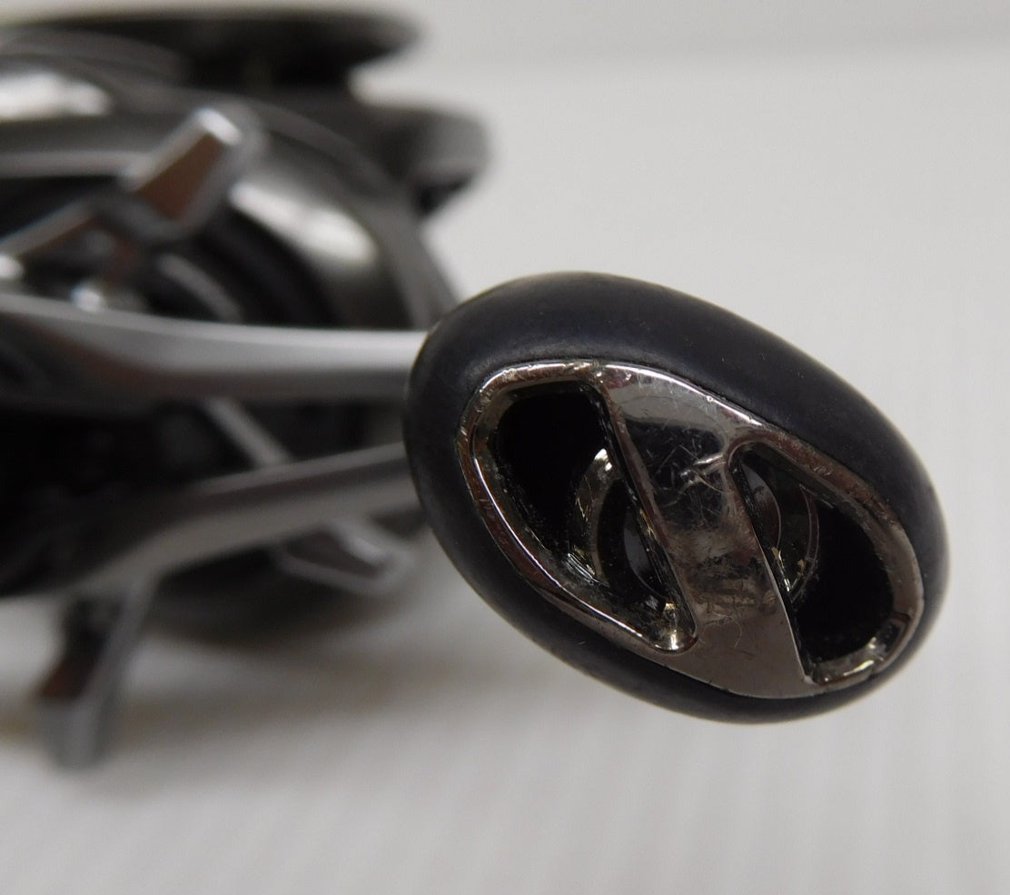 SHIMANO シマノ ベイトリール メタニウム HG 7.1 中古 キズあり囗T巛