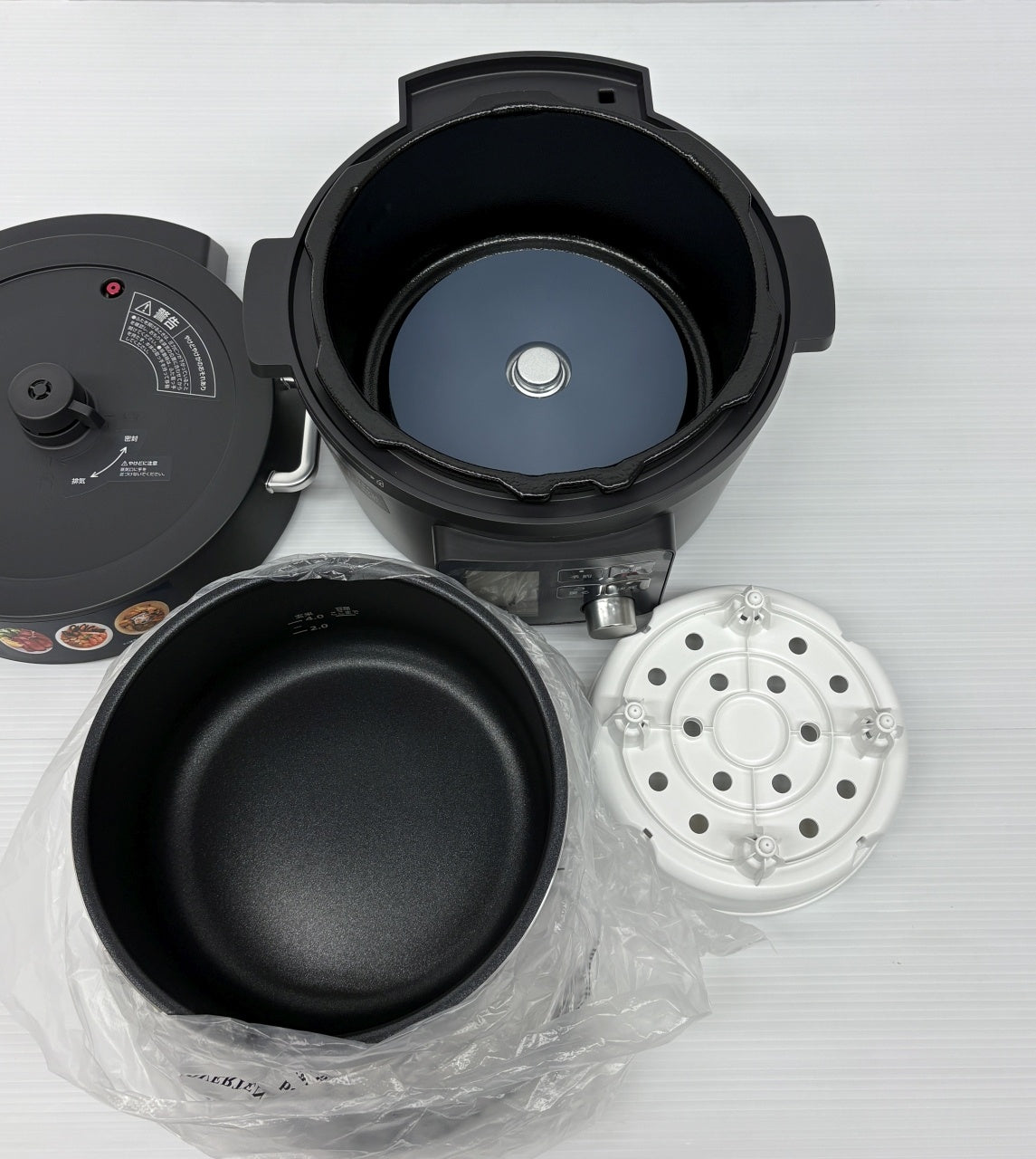 送料無料 未使用！アイリスオーヤマ 電気圧力鍋4.0L KPC-MA4-B囗T巛