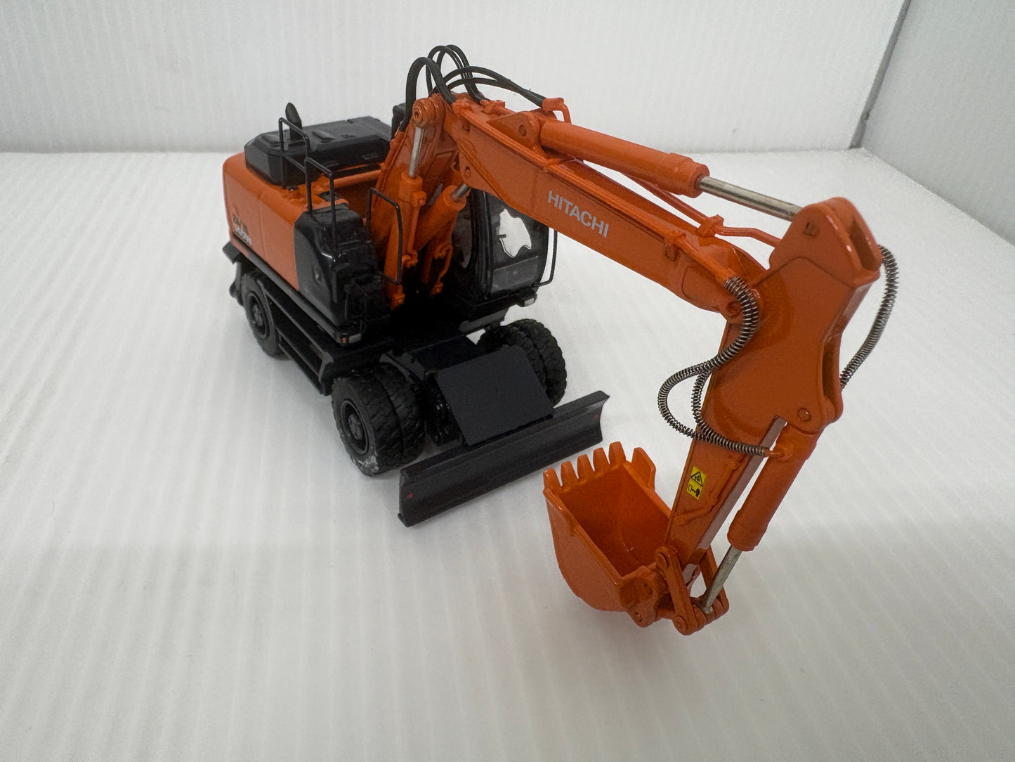 HITACHI ZX140W-6 ZAXIS140W 1/50 日立建機 ホイール式油圧ショベル ダイキャストモデル 箱付 建機ミニカー