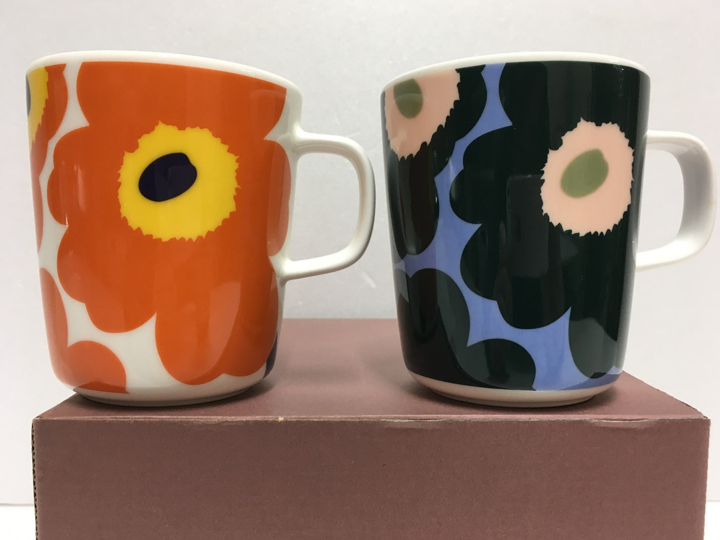 ※送料無料※ marimekko Unikko マリメッコ ウニッコ 60th マグカップ 250ml 2個セット 未使用 囗G