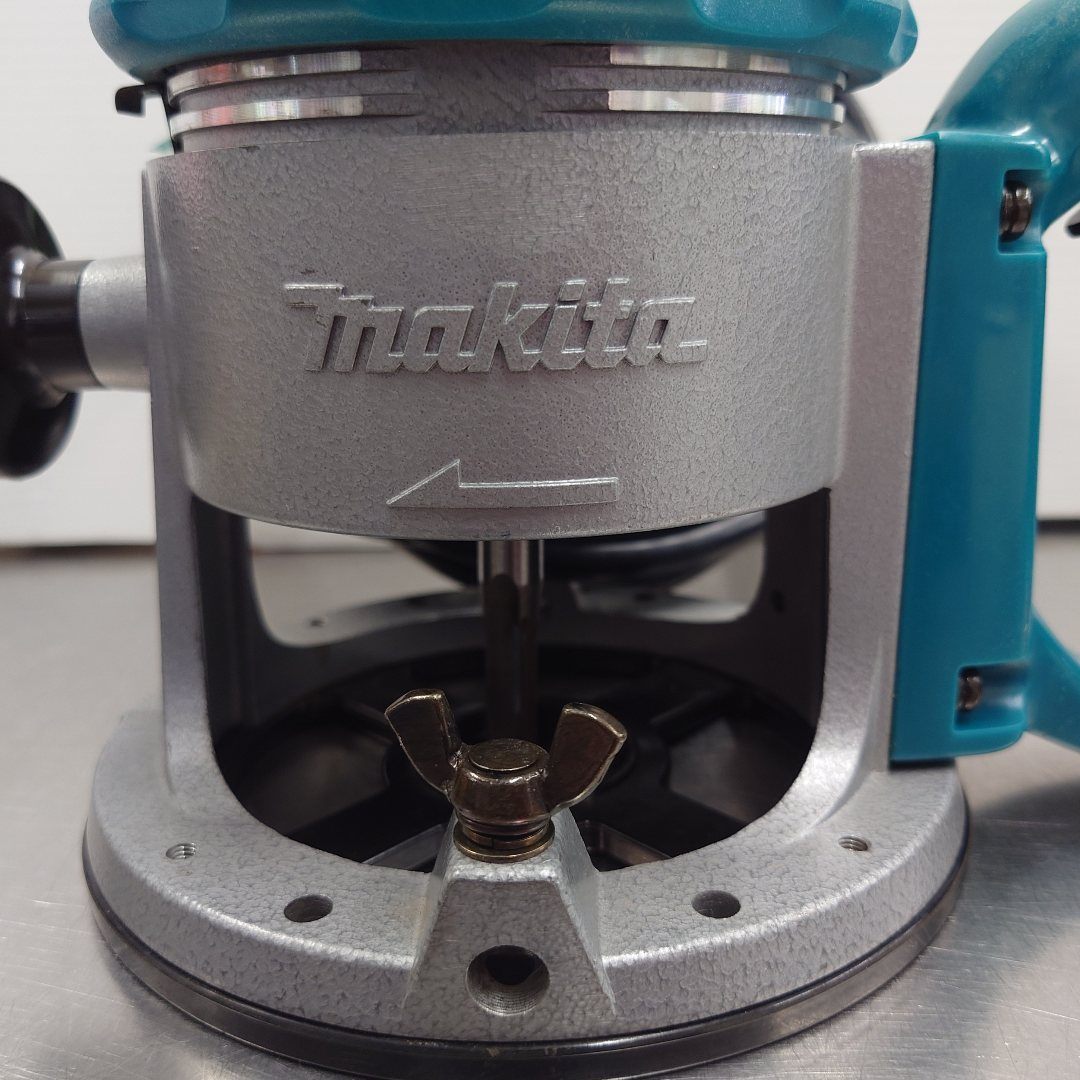 マキタ　Makita　12mm軸電動ルータ　3600HA　囗T巛